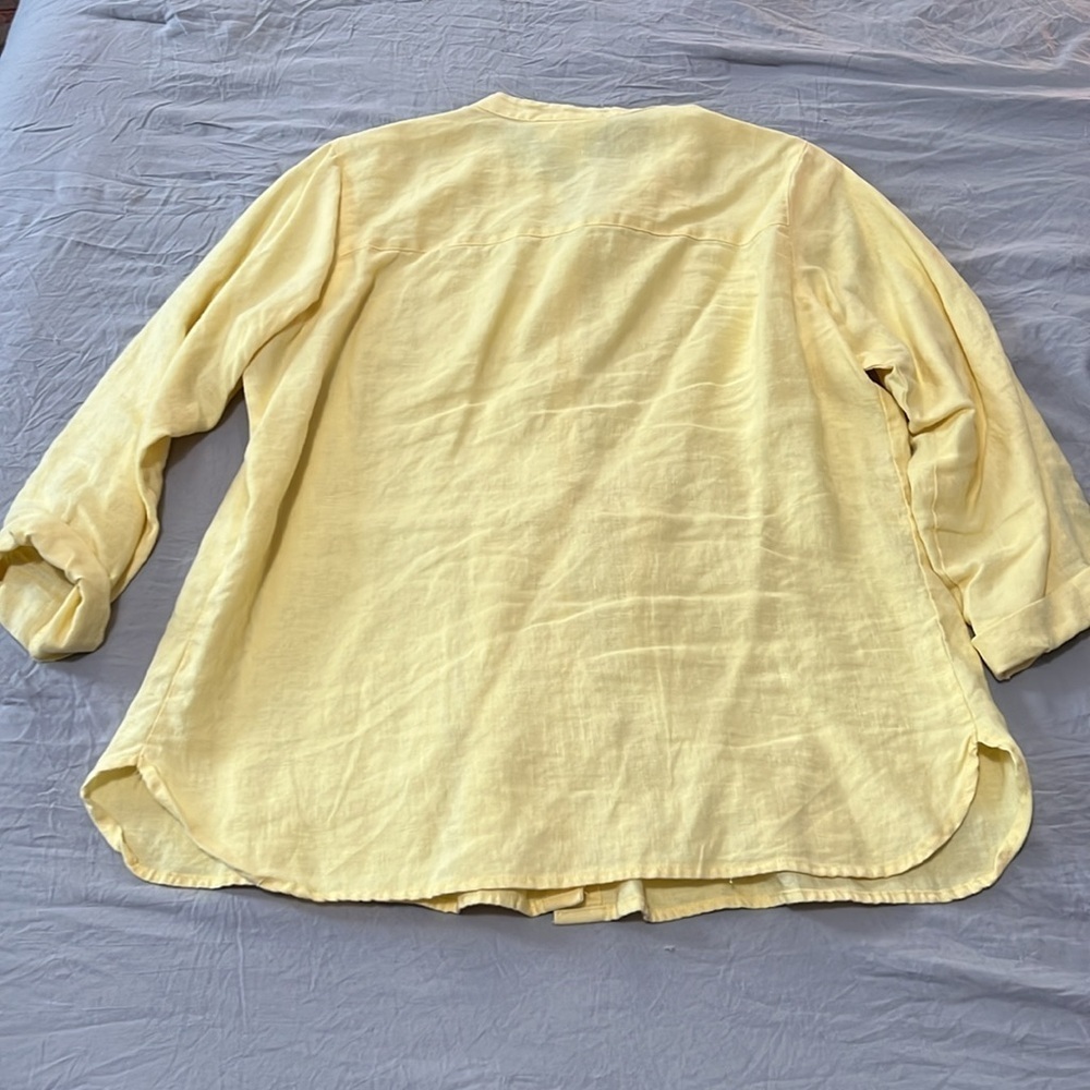 Chadwick’s 100% Linen Yellow Button Down Long Sleeve Shirt - Picture 2 of 4